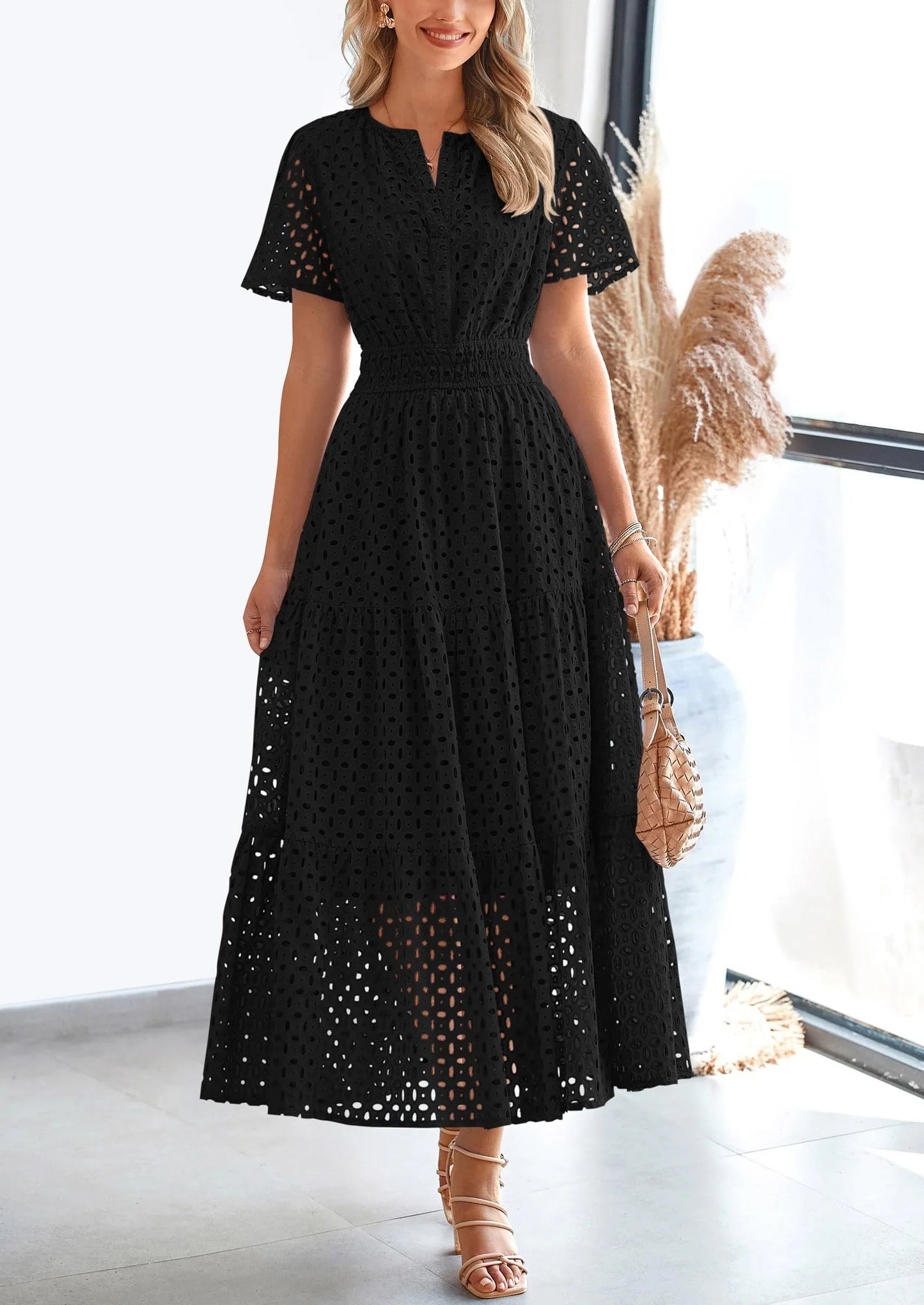 Lina™ | Broderie Elegantie Zomerjurk