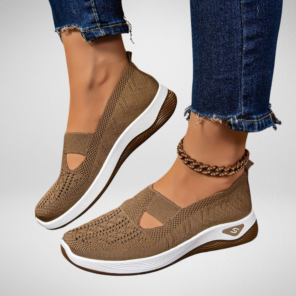 Fleurenlisa" RelaxFit Sneakers