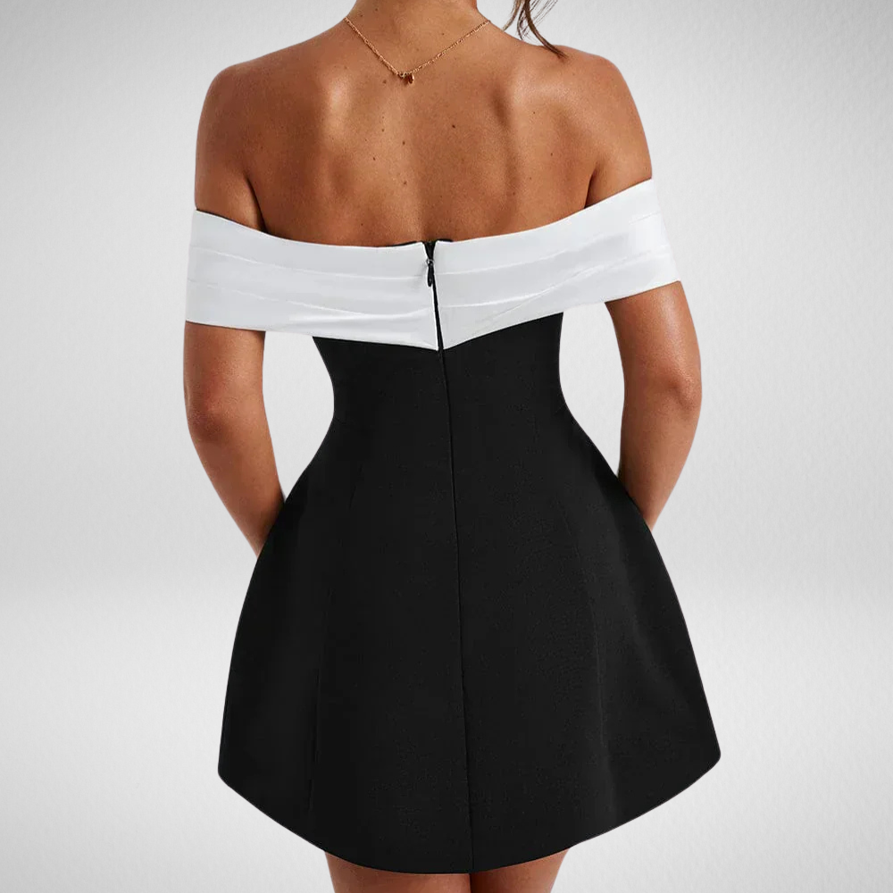 Rosie Strik Mini Jurk