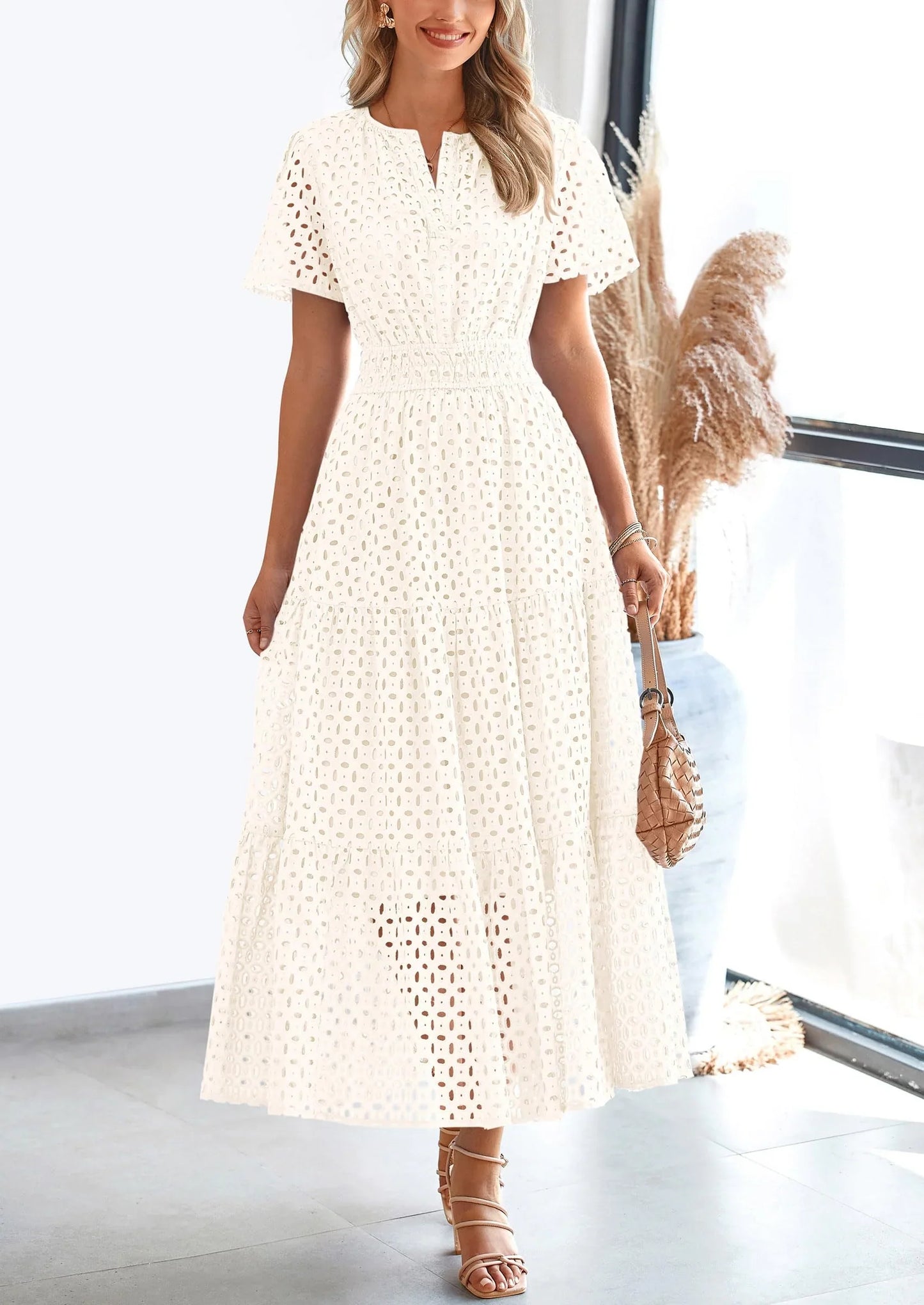 Lina™ | Broderie Elegantie Zomerjurk