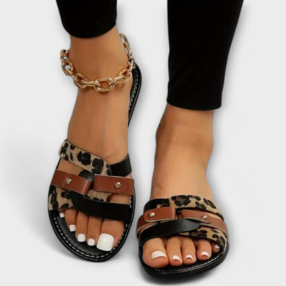 Luipaard sandalen met kruisbandjes
