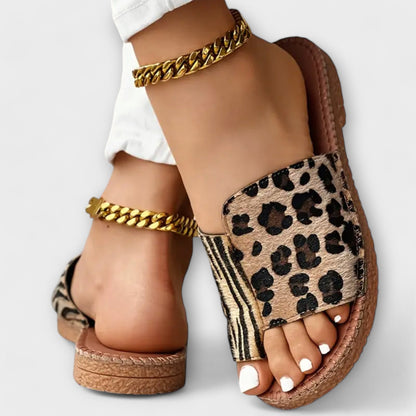 Stijlvolle bicolor pantoffels met luipaardprint